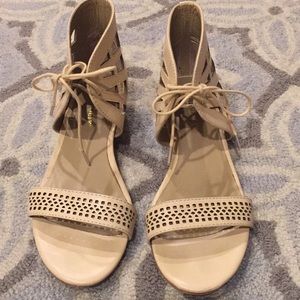 Nordstrom Nude small wedge sandals